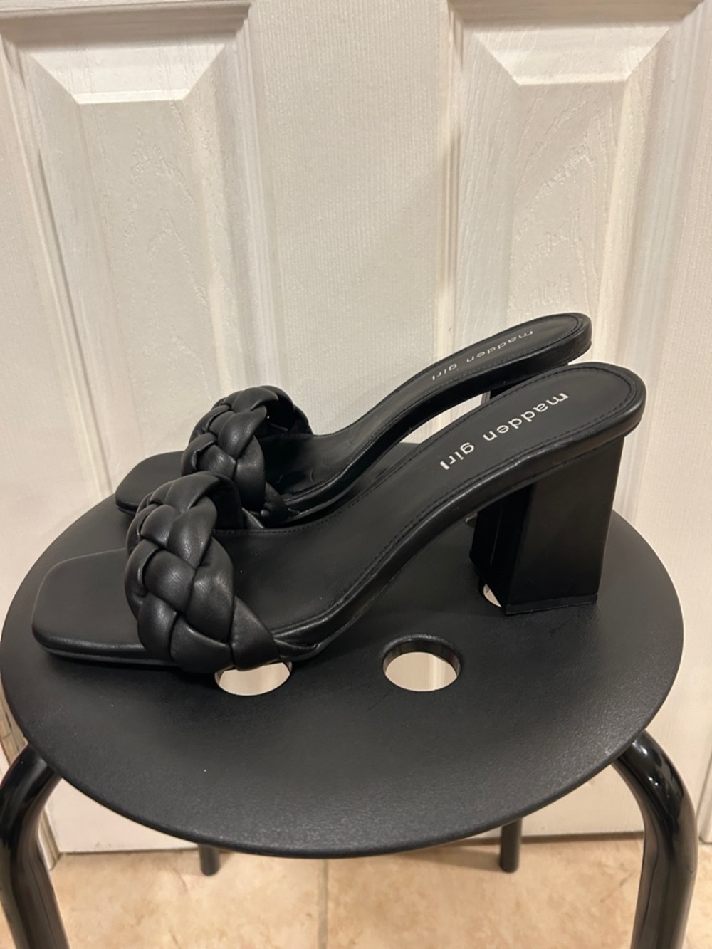 Madden Girl Heeled Slides Size 10